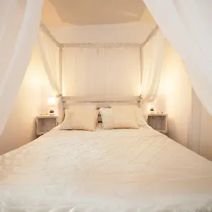 O Quintal Bed & Breakfast